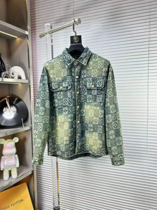 Picture of Louis Vuitton Jackets _SKULVM-3XL11Lr12232586